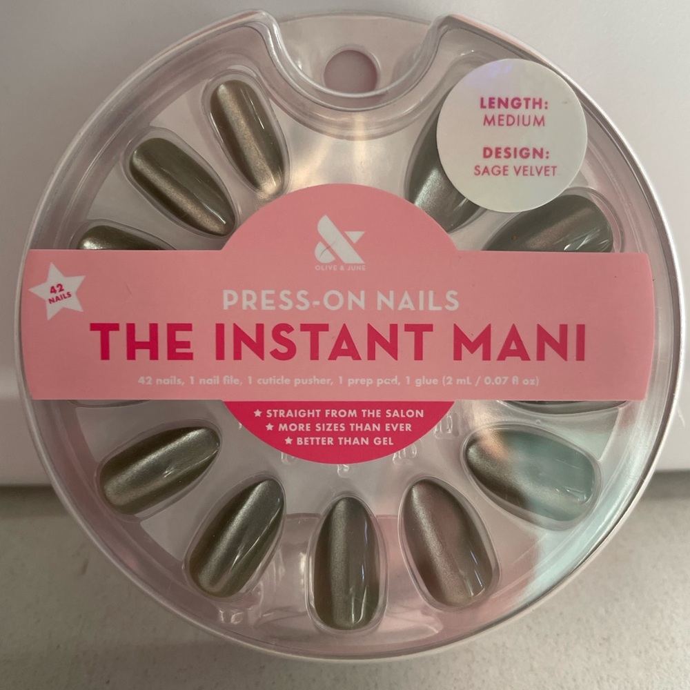 Sage Velvet Press-On Nails
